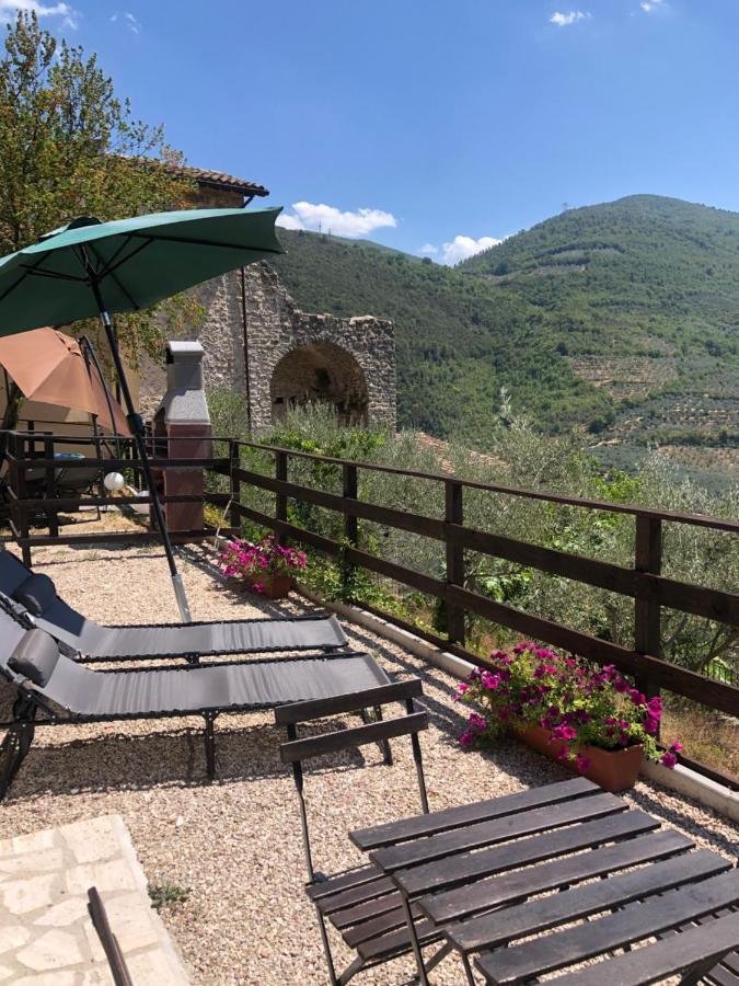 Alloggio Rurale Ferentillo Hotel Bagian luar foto