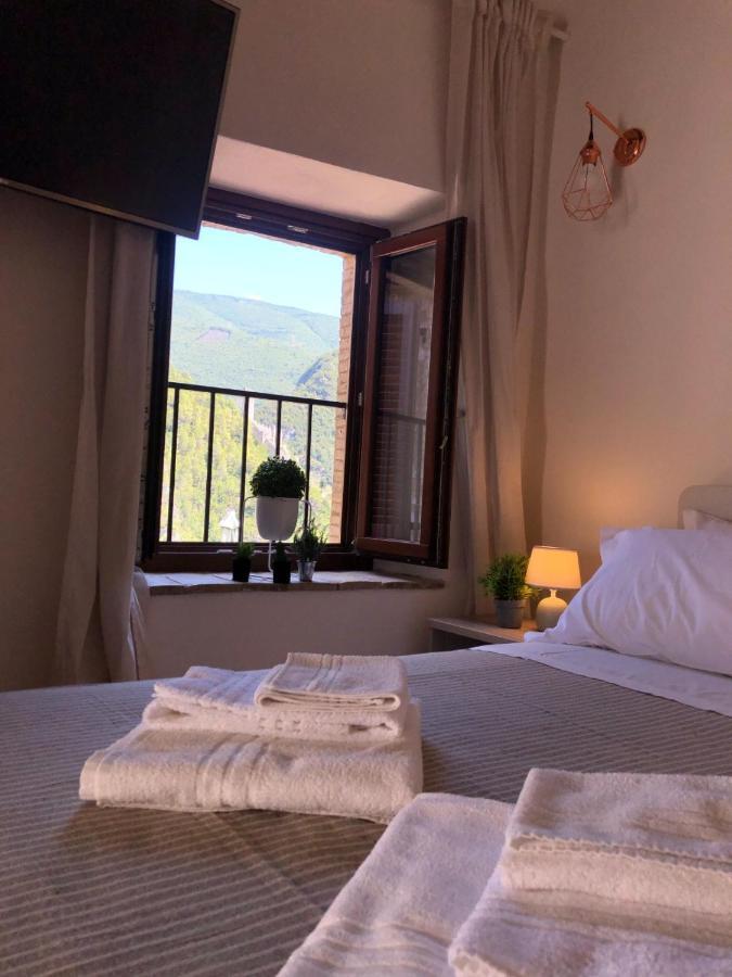 Alloggio Rurale Ferentillo Hotel Bagian luar foto